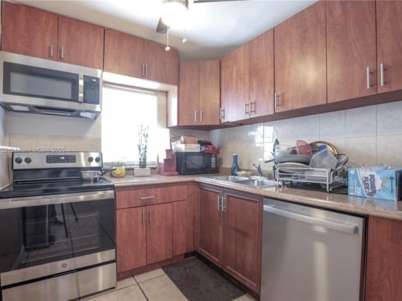 7561 NW 16th St # 2305, Plantation FL 33313 — #A11916683