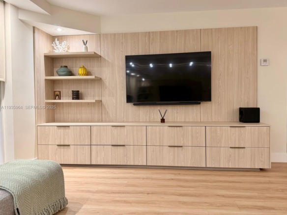 10275 Collins Ave # 333, Bal Harbour FL 33154 — #A11935964