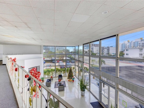 6484 Indian Creek Dr # 220, Miami Beach FL 33141 — #A11942027