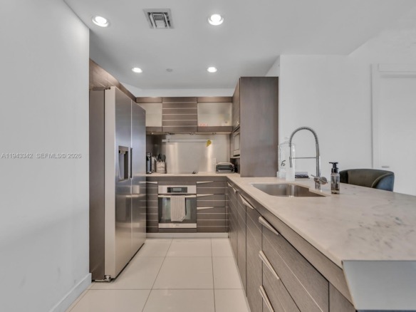200 Biscayne Boulevard Way # 3603, Miami FL 33131 — #A11943342