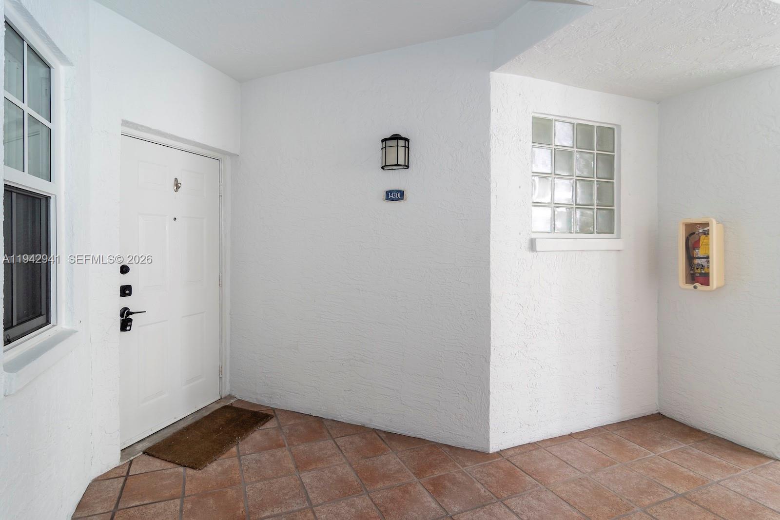 f3b61b38-2075 3215 NE 184th St # 14301, Aventura FL 33160 — #A11942941