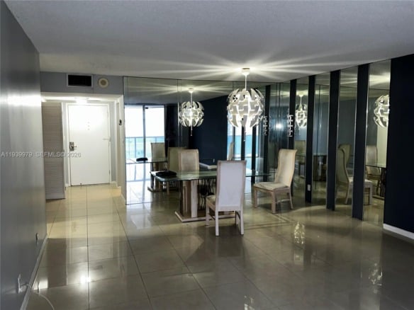 Listing #A11939979