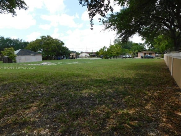 5830 Liberty St, Hollywood FL 33021 — #A11942495