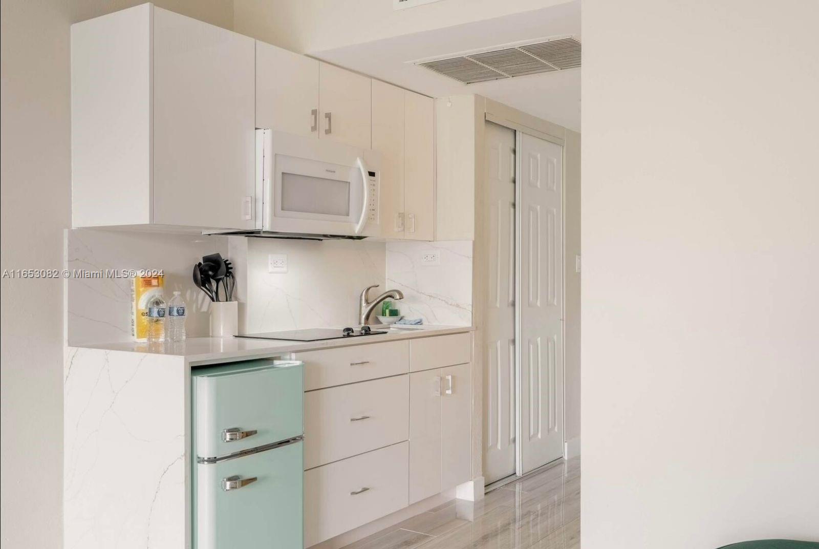 f3b61b38-214 19201 Collins avenue # 332, Sunny Isles Beach FL 33160 — #A11653082