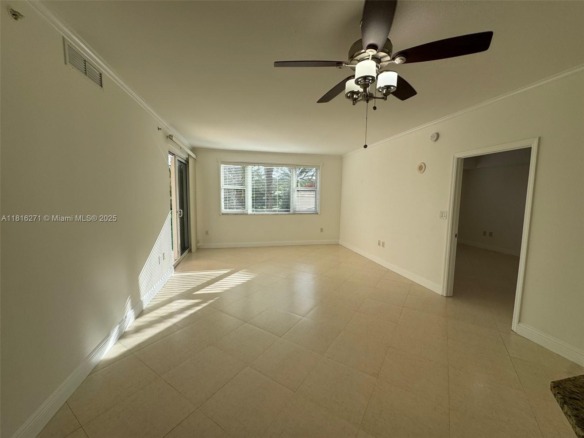 19900 E Country Club Dr # 209, Aventura FL 33180 — #A11816271