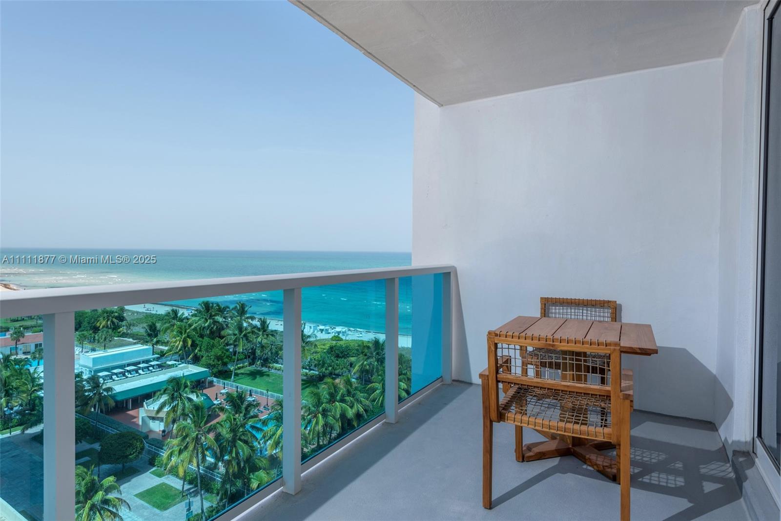 f3b61b38-2216 102 24th St # 915, Miami Beach FL 33139 — #A11111877