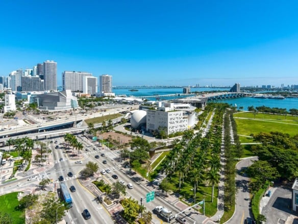 900 Biscayne Blvd # 2006, Miami FL 33132 — #A11169571