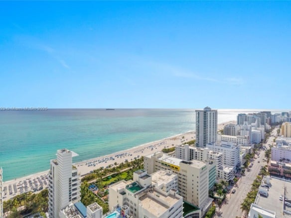 4401 COLLINS AV, Miami Beach FL 33140 — #A11224323