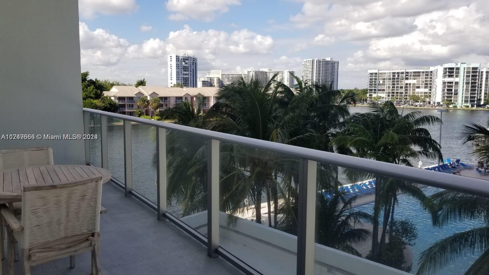 f3b61b38-2334 4010 S Ocean Dr # R301, Hollywood FL 33019 — #A11249666