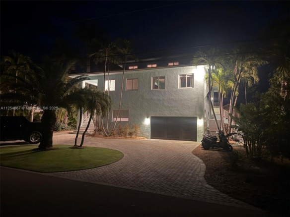 124 S Indies, Marathon FL 33050 — #A11254867