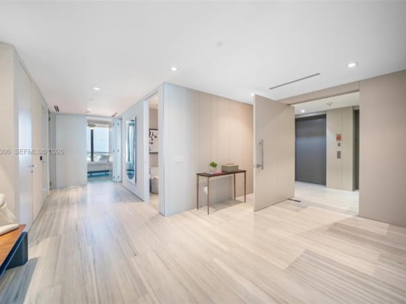 18975 E Collins Ave # 3802, Sunny Isles Beach FL 33160 — #A11275306