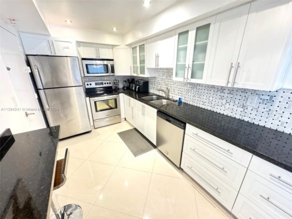 3901 S Ocean Dr # 8E, Hollywood FL 33019 — #A11284241