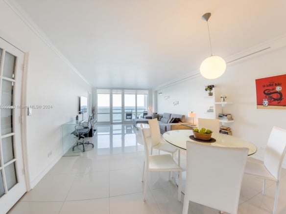 5601 Collins Ave # 1206, Miami Beach FL 33140 — #A11286005