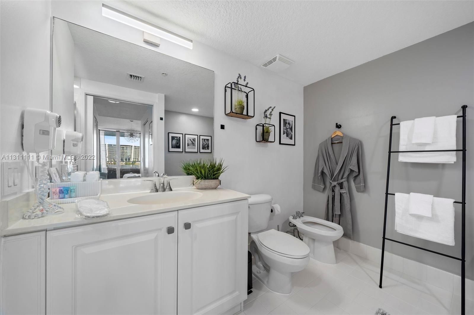 18100 N Bay Rd # 308, Sunny Isles Beach FL 33160 — #A11311111