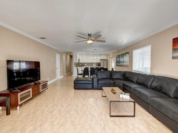 825 Harrison St, Hollywood FL 33019 — #A11318278