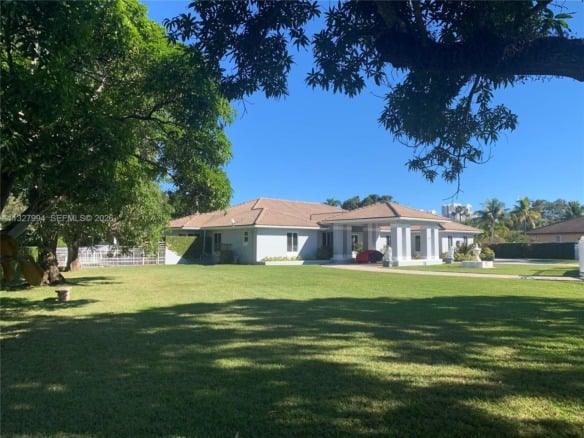 7625 SW 75th Ave, Miami FL 33143 — #A11327994