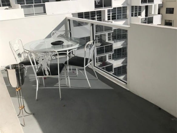 100 Lincoln Rd # 1007, Miami Beach FL 33139 — #A11348452