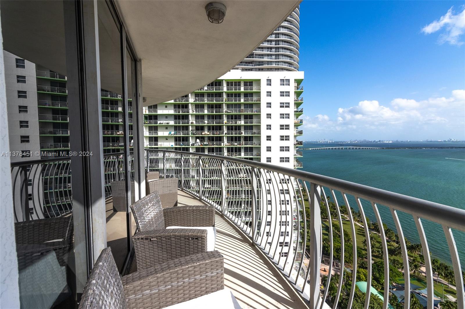 1750 N Bayshore Dr # 3201, Miami FL 33132 — #A11378451