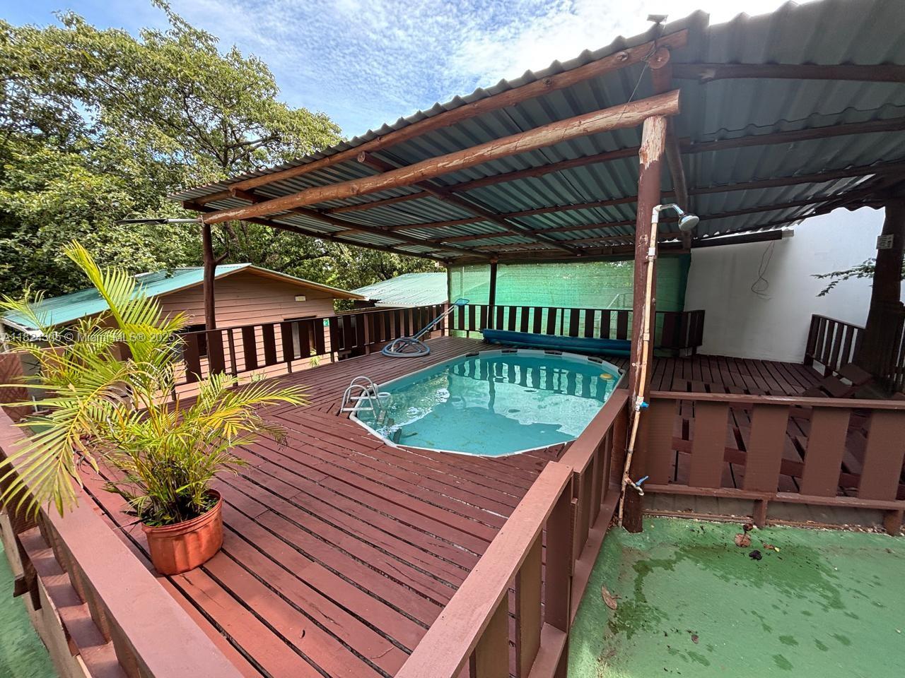 f3b61b38-251 27 de Abril Playa Junquillal, IA 50303 — #A11824365