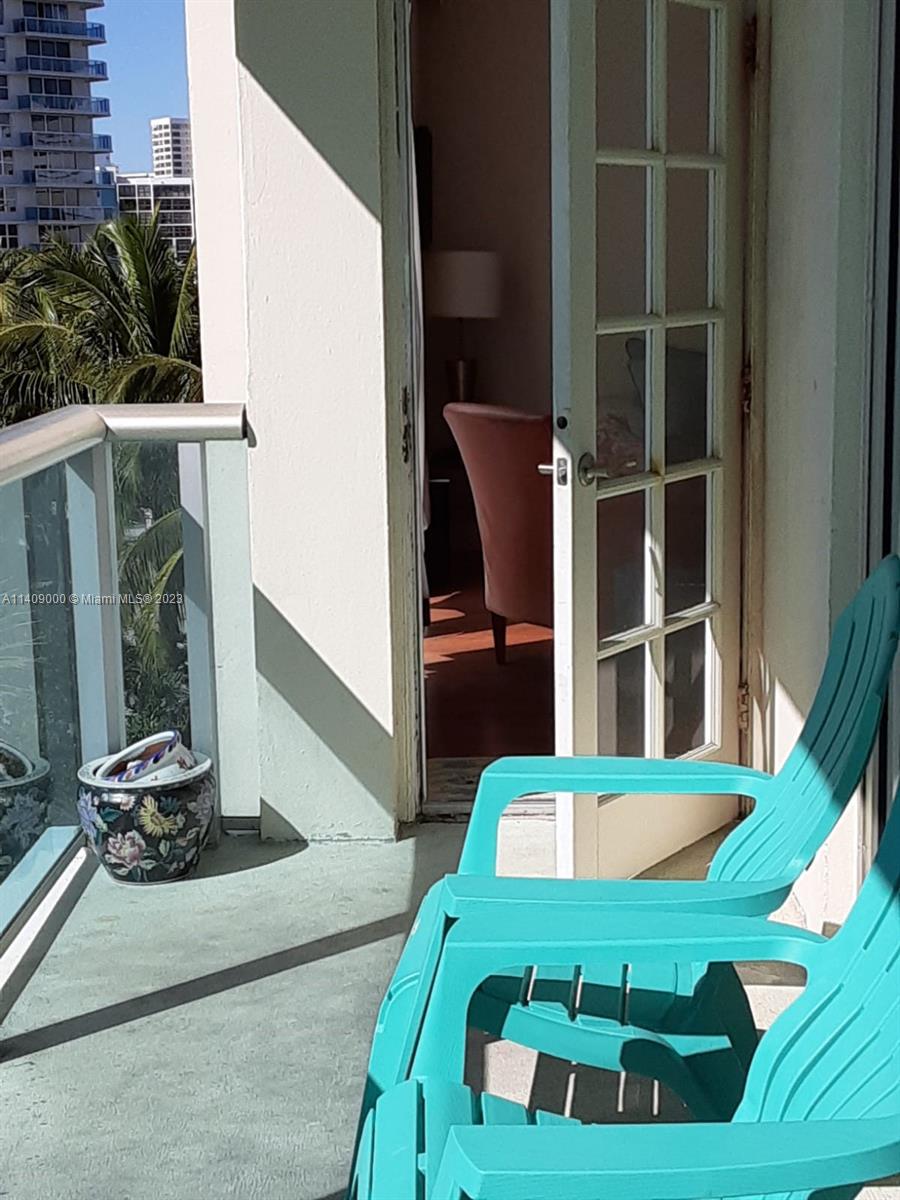 f3b61b38-2527 3801 S Ocean Dr # 5O, Hollywood FL 33019 — #A11409000