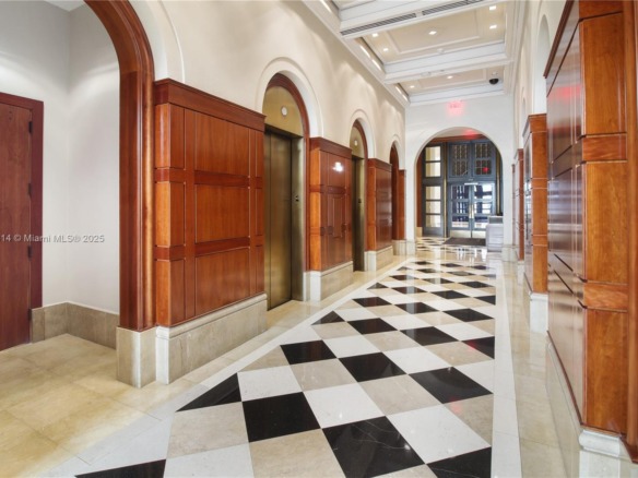 2525 Ponce De Leon Blvd # 300, Coral Gables FL 33134 — #A11814814