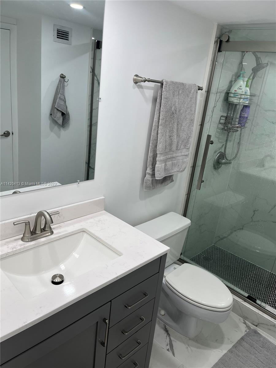f3b61b38-2533 2030 S Ocean Dr # 1602, Hallandale Beach FL 33009 — #A11420413
