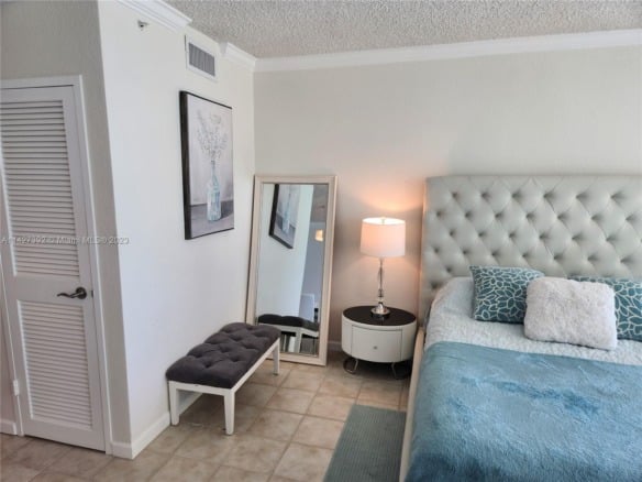 2501 S Ocean Dr # 512, Hollywood FL 33019 — #A11427392