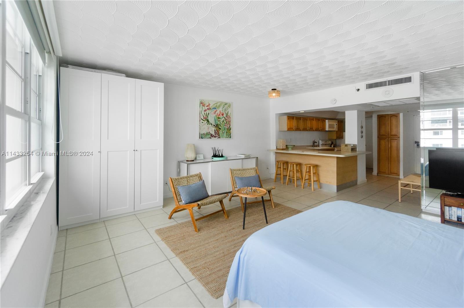 f3b61b38-2555 100 Lincoln Rd # 1039, Miami Beach FL 33139 — #A11433254