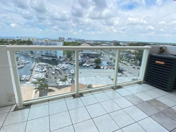 13499 Biscayne Blvd # 1408, North Miami FL 33181 — #A11440408