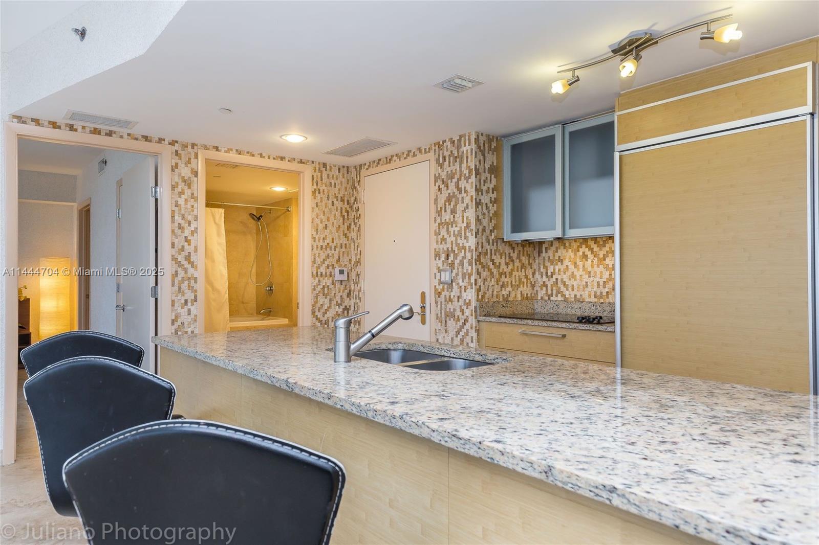 f3b61b38-2573 1830 S Ocean Dr # 1107, Hallandale Beach FL 33009 — #A11444704