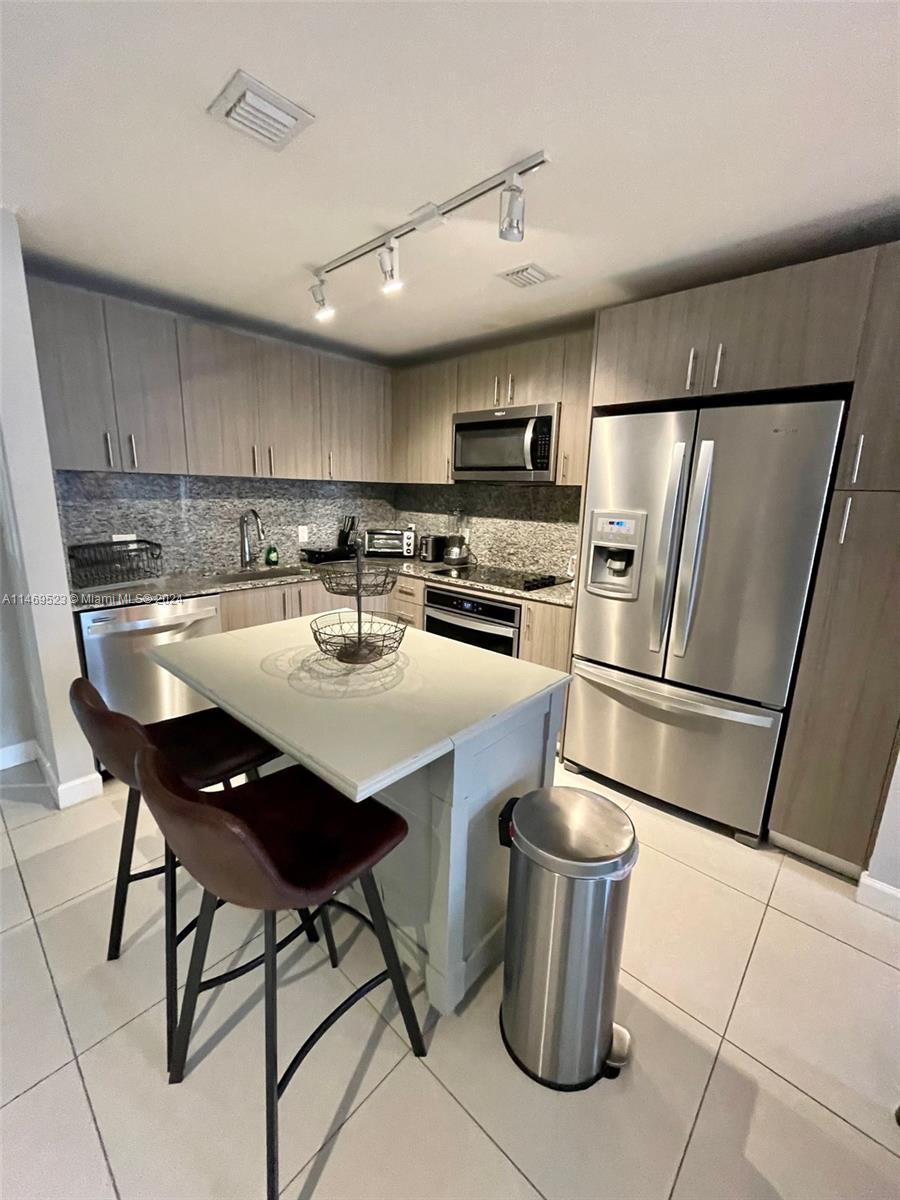 5350 NW 84th Ave # 1514, Doral FL 33166 — #A11469523