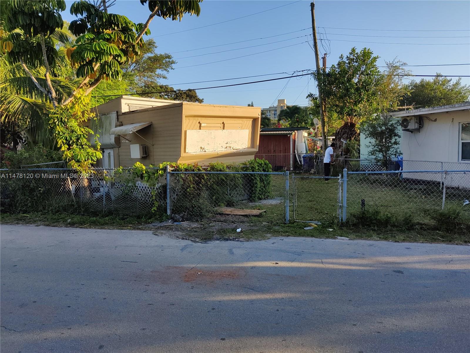 f3b61b38-2621 2234 NE 137 ST, North Miami Beach FL 33181-1840 — #A11478120