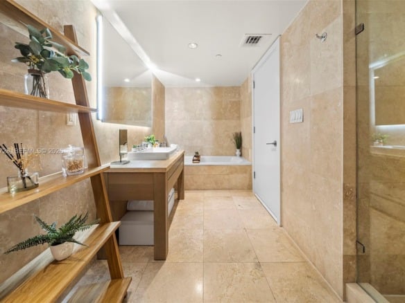 102 24th St # 1412, Miami Beach FL 33139 — #A11489728
