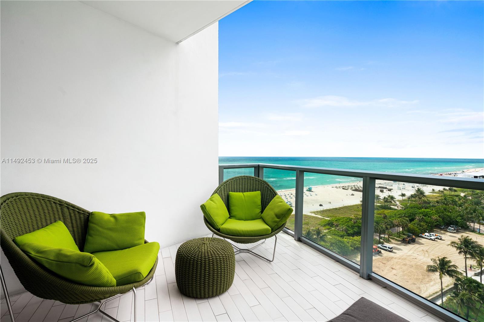 f3b61b38-2652 2201 Collins Ave # 1226, Miami Beach FL 33139 — #A11492453