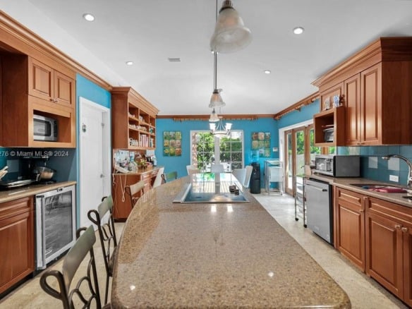 61 Camden Ct, Bal Harbour FL 33154 — #A11499276