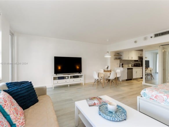 100 Lincoln Rd # 312, Miami Beach FL 33139 — #A11517143