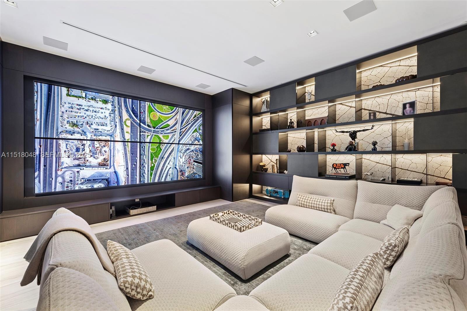 f3b61b38-2718 1000 Biscayne Blvd # 5501, Miami FL 33132 — #A11518048