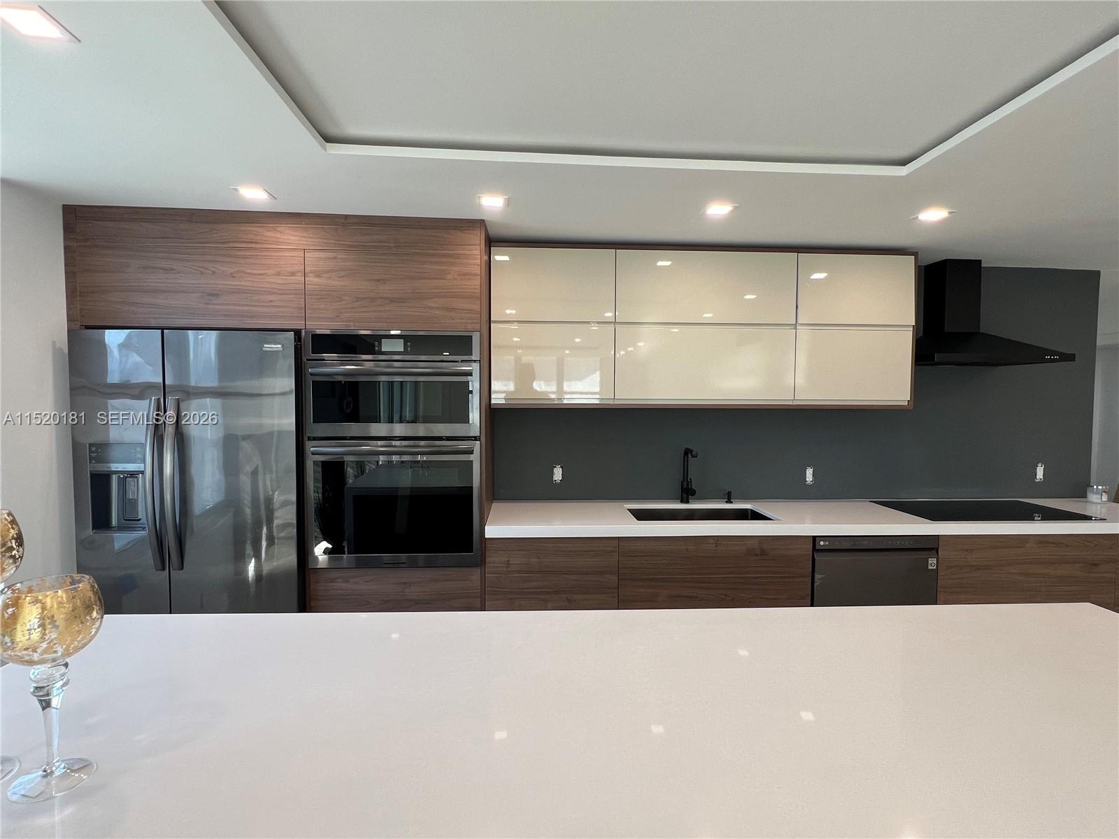 f3b61b38-2724 Listing #A11520181