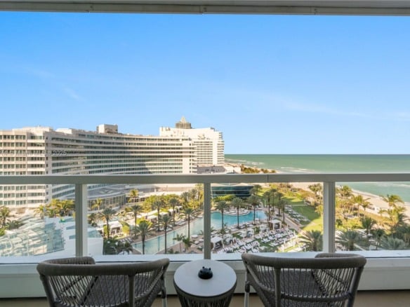 4391 COLLINS AV # 1007, Miami Beach FL 33140 — #A11523174