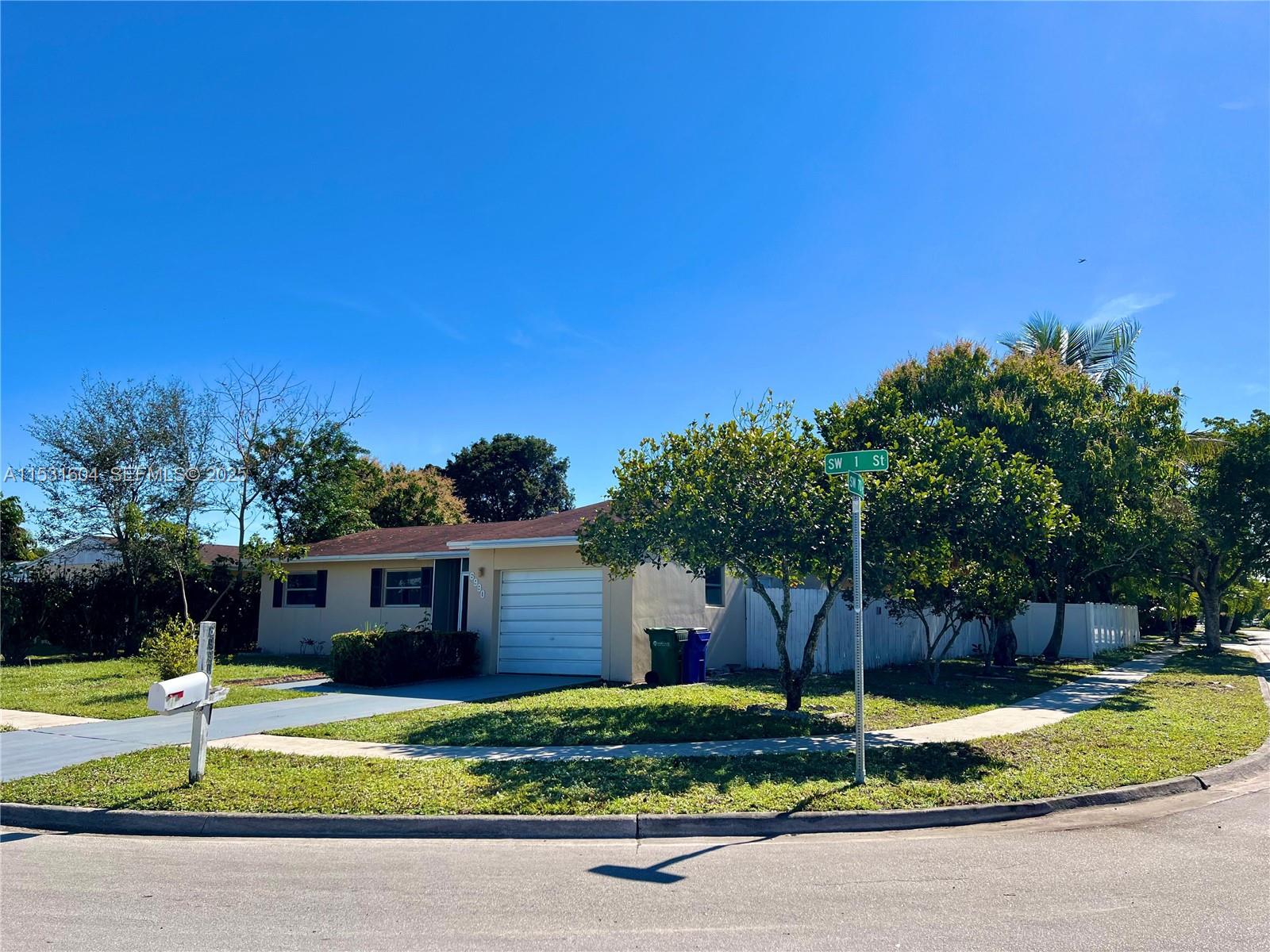 f3b61b38-2753 6990 SW 1st St, Margate FL 33068 — #A11531604