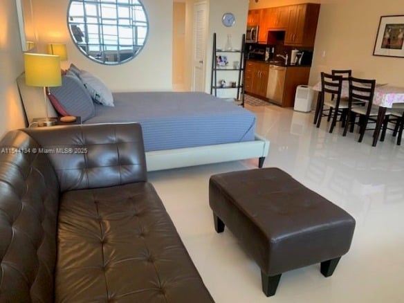 100 Lincoln Rd # 819, Miami Beach FL 33139 — #A11544134