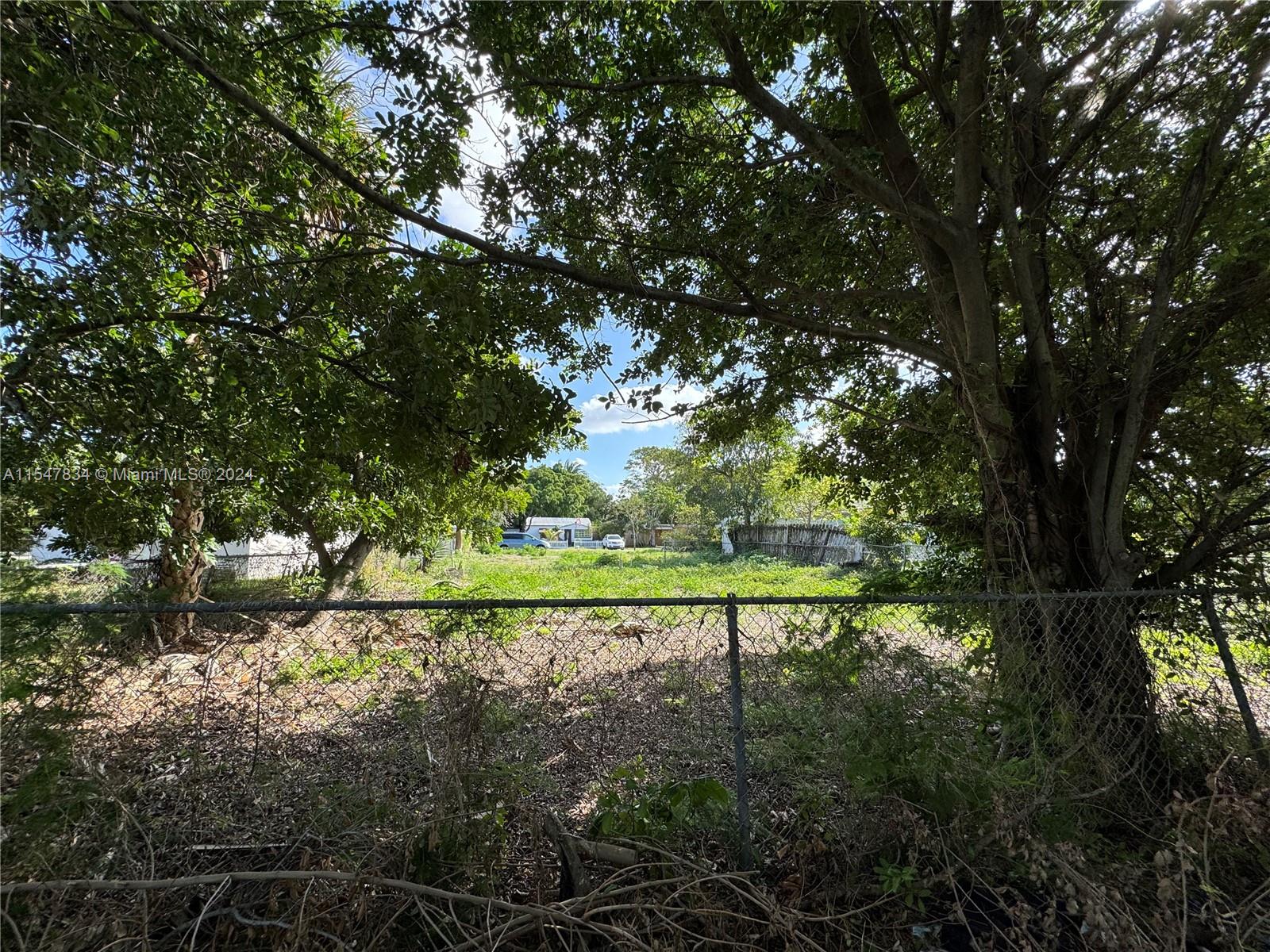 f3b61b38-2805 2205 Coolidge St, Hollywood FL 33020 — #A11547834