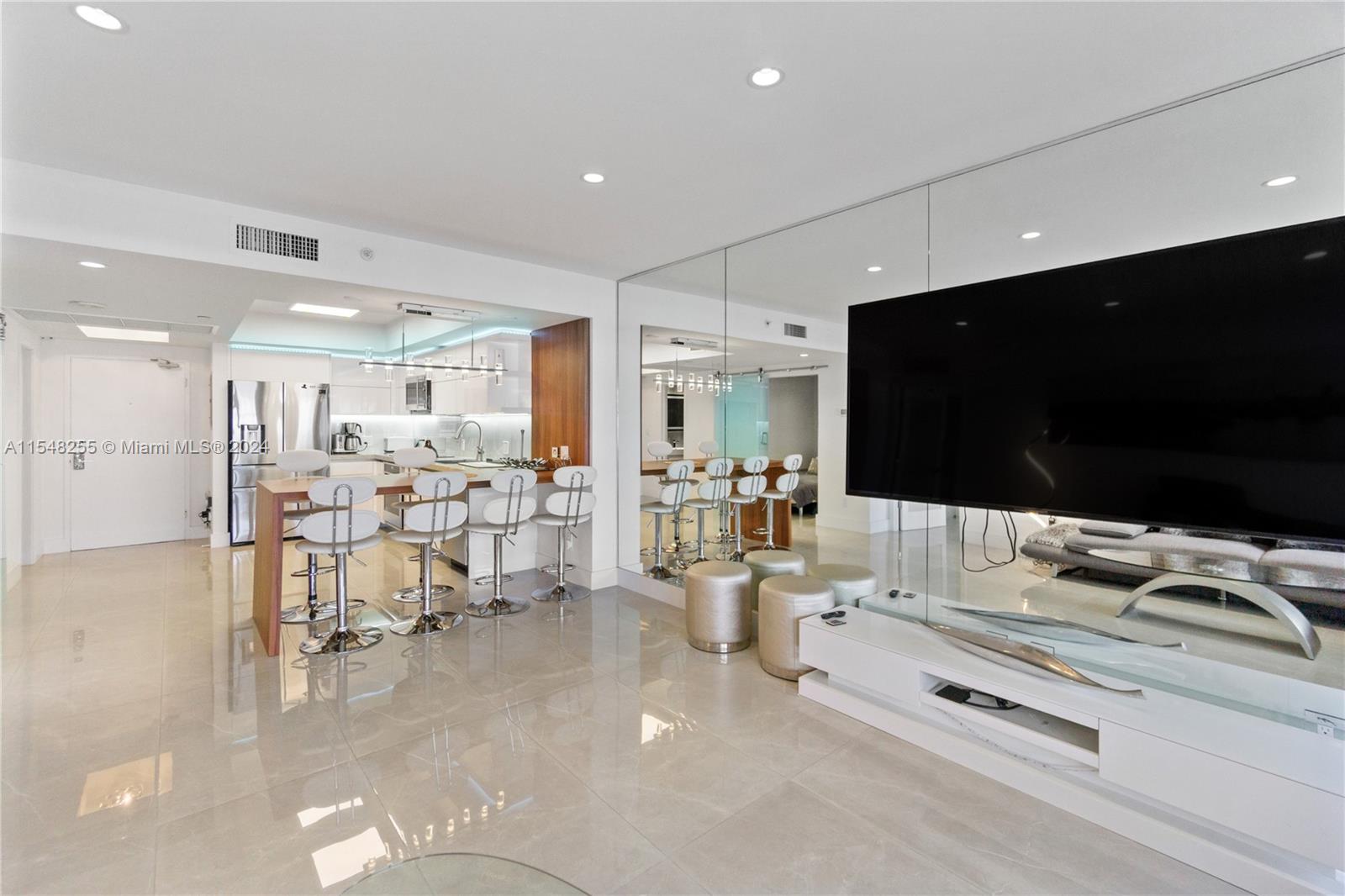 x 100 Lincoln Rd # 1602, Miami Beach FL 33139 — #A11548255