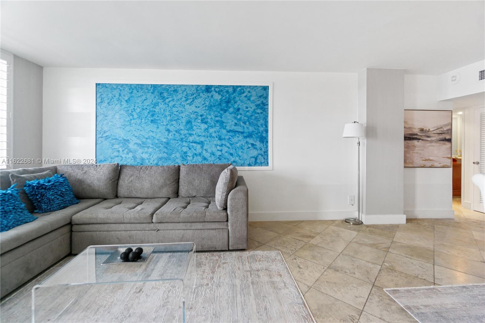 f3b61b38-282 100 Lincoln Rd # 1422, Miami Beach FL 33139 — #A11622681