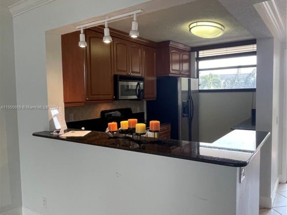 110 Lake Emerald Dr # 203, Oakland Park FL 33309 — #A11550059