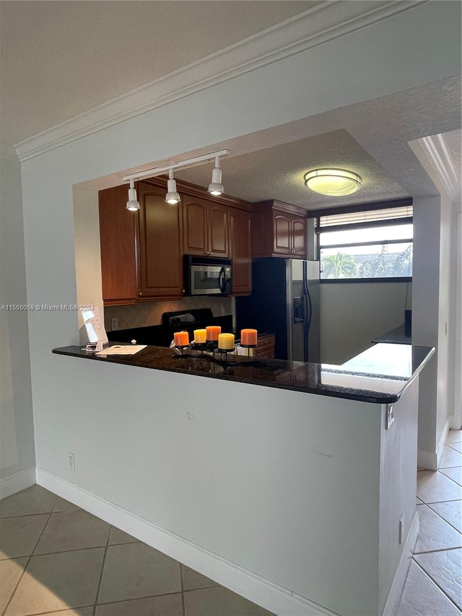 f3b61b38-2822 110 Lake Emerald Dr # 203, Oakland Park FL 33309 — #A11550059