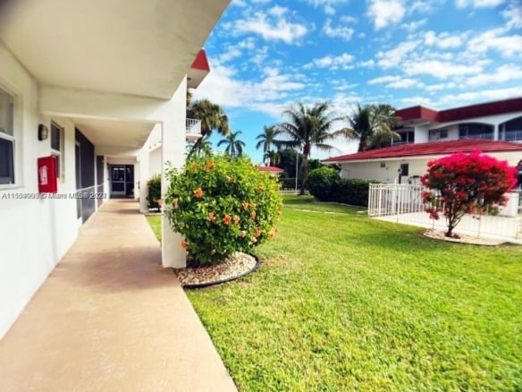 580 Egret Dr # 302, Hallandale Beach FL 33009 — #A11564903