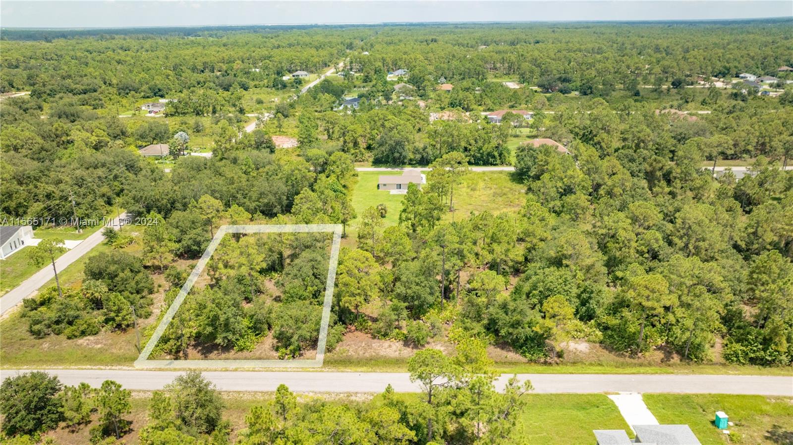 f3b61b38-2877 1420 Clayton Ave, Lehigh Acres FL 33972 — #A11565171