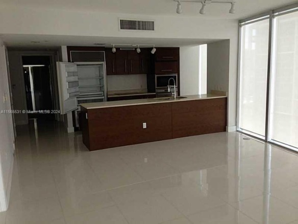 475 BRICKELL AV # 2415, Miami FL 33131 — #A11565531