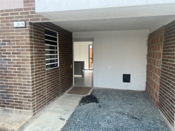Calle 3 A # 22-76 S Manzana 3 # 8, . Colombia — #A11572893